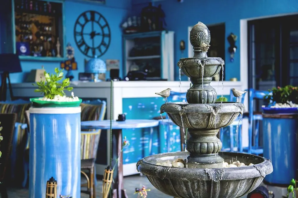 Bed & Breakfast Mai̇ Hotel Cesme