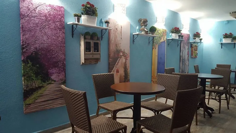Mai̇ Hotel Çeşme Oda ve Kahvaltı