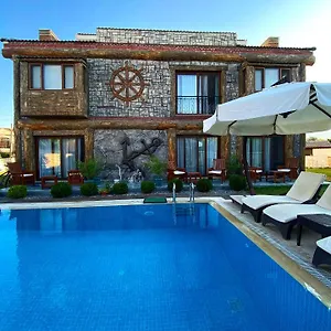  Otel Pupa Alaçatı Butik
